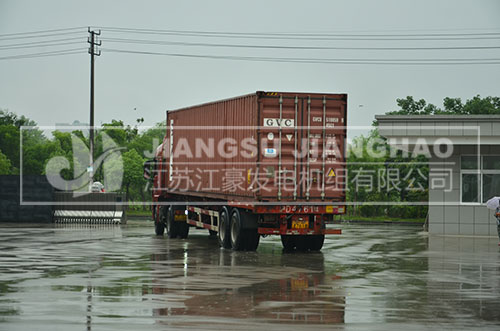 四臺400KW康明斯配龍港低噪音發電機組出口非洲